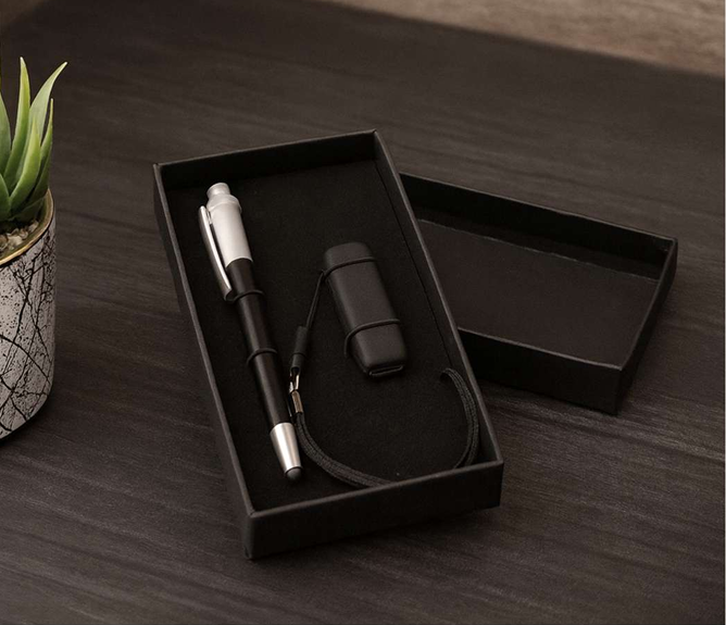 Elegant Writing & Storage Set – Pen and USB in Stylish Box