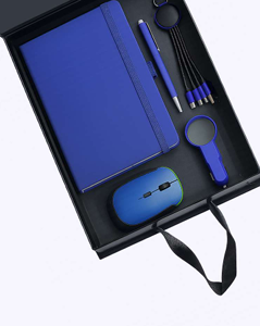 Luxury Business Gift Set – Notebook, Mouse, 3-in-1 Charging Cable, Car Charger & Pen