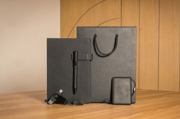 Luxury Office Gift Set – Notebook, Pen, Power Bank & USB